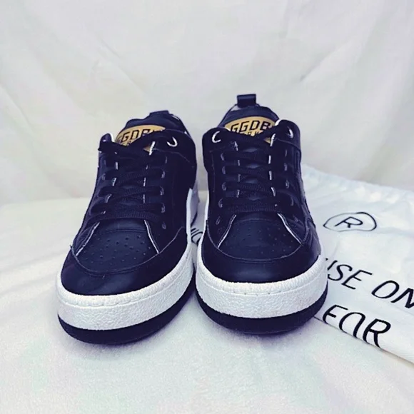 Golden goose black sneaker size 39 - Picture 3 of 8